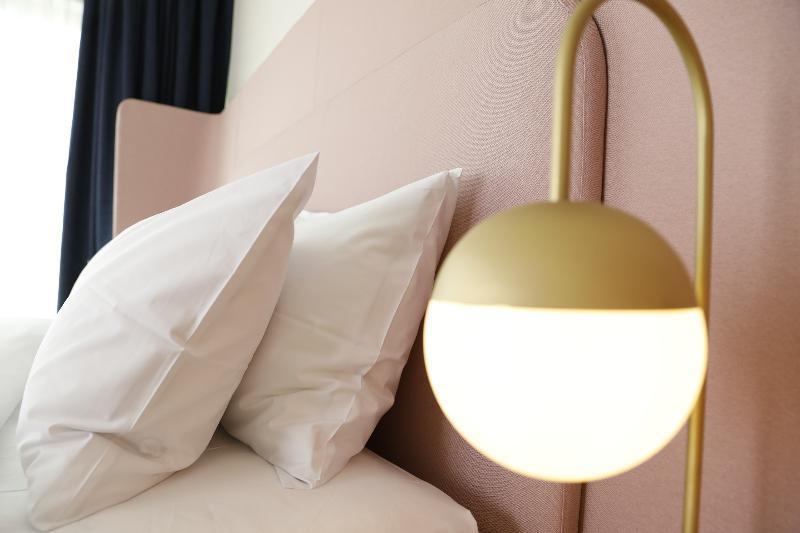Hotel Gatsby Ateny Zewnętrze zdjęcie A lamp